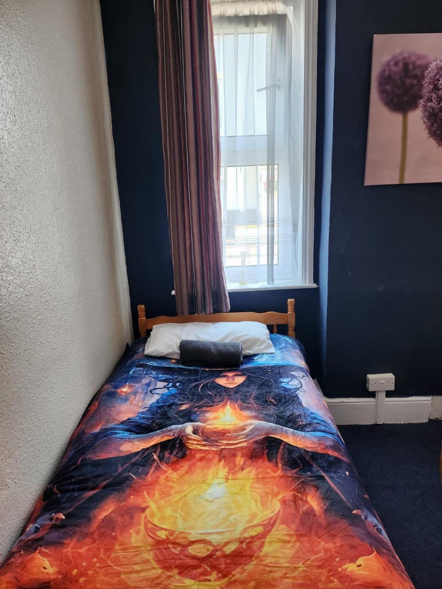 Wizards Crone Hotel Great Yarmouth Bagian luar foto